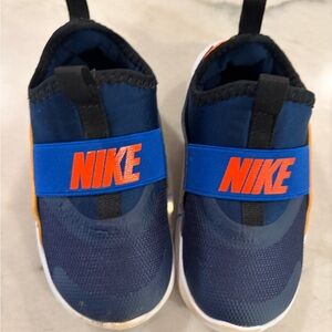 Nike Flex Kids Navy and Orange Sneakers